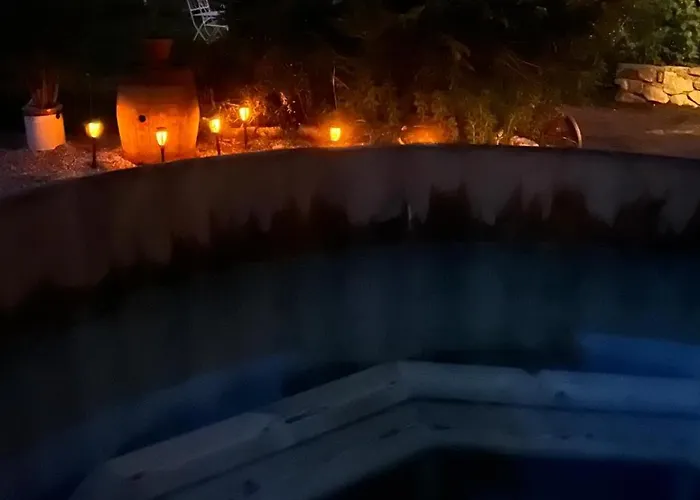 Bed & Breakfast Chasa Jaro *