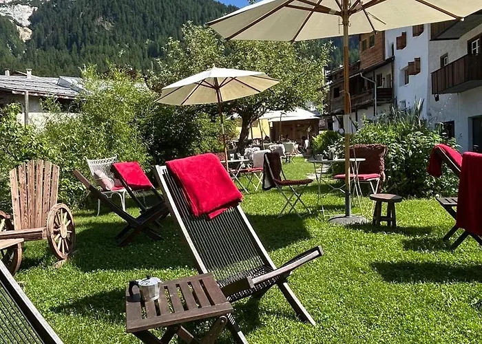 Chasa Jaro Bed & Breakfast *